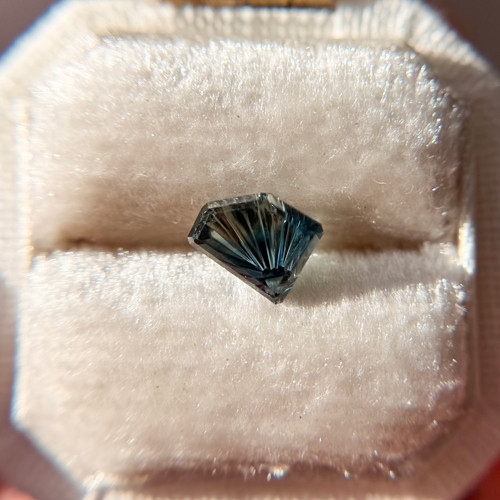 Saphir Bleu Vert Australien Non Traité De 0,52 Carat, Pierre Précieuse Rare De Taille Ovale
