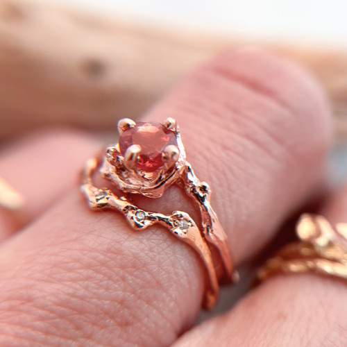 Aureola Oregon Sunstone Ringg | ChicVida Fine Jewelry