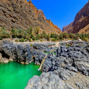 Biman Sinkhole - Oman Travel