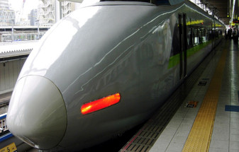 Getting Around Japan: Shinkansen, Rail Passes & Private Transfers on a Package Tour