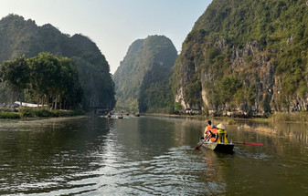 Vietnam Tour Styles Compared: Classic Highlights, Family & Food-Focused
