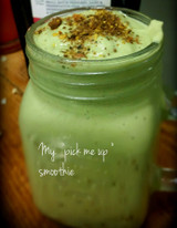 Green pick me up smoothie