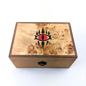 Dice box with marquetry lid featuring evil eye Dice box with marquetry lid featuring evil eye