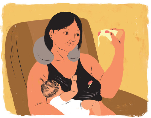 Mother eating pizza while breastfeeding