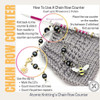 Instructional image showing how to use Atomic Knitting’s chain row counter on knitting needles with a grey swatch. The chain has numbered beads and a bee charm, demonstrating sliding the counter to track rows, with text explaining counting up to 99 rows, using a clip to mark tens, and moving the counter up as you knit.