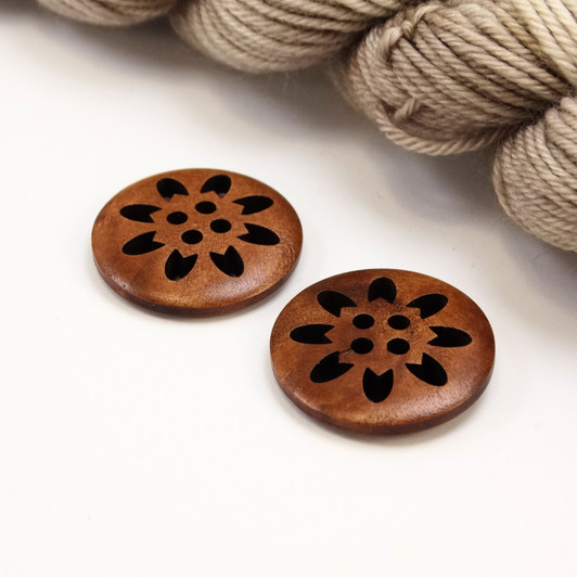 Round wooden 4 hole Button - Snowflake - 25mm x 1