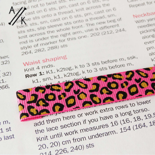 Pink Leopard - One Magnetic Pattern Marker/Tamer