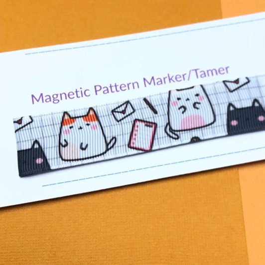 Crafty Cats - Magnetic Pattern Marker/Tamer - 19.5cm/A4/Letter Size