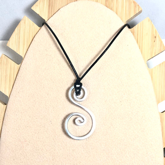 Silver Swirl Aluminium Portuguese Knitting Pin with Adjustable Necklace