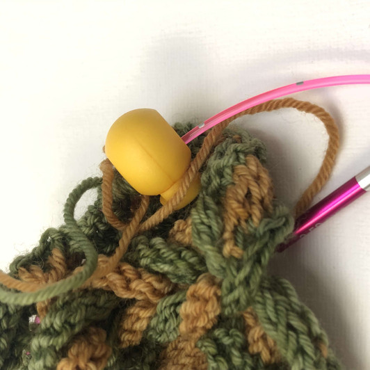 4 'RETRO' MIX Stitch Locker Cord Stop Cable Lock for Circular Knitting Needle up to 5mm | Atomic Knitting