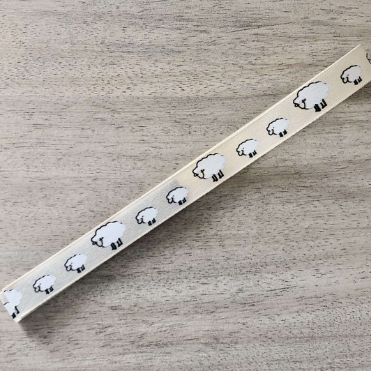 Magnetic Pattern Marker/Tamer - Cream Sheep- 19.5cm/A4/Letter Size