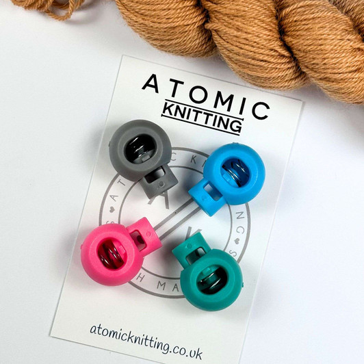 4'1982' MIX 5.5mm Stitch Locker Cord Stop for Circular Knitting Needles | Atomic Knitting