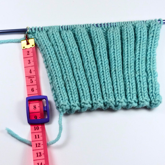 Measure as you Work - Measuring Tape & Removable Stitch Markers