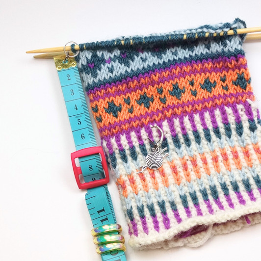 Measure as you Work - Measuring Tape & Removable Stitch Markers