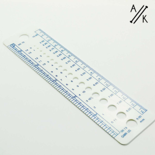 Knitting Needle Gauge Measuring Tool Sizes 2-10mm