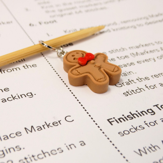 Gingerbread stitch marker x 1