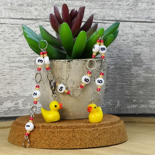 Row Counter - Yellow Ducks In A Row - 99 Row Counter Chain for Knitting- SIZE 4mm OR 7mm