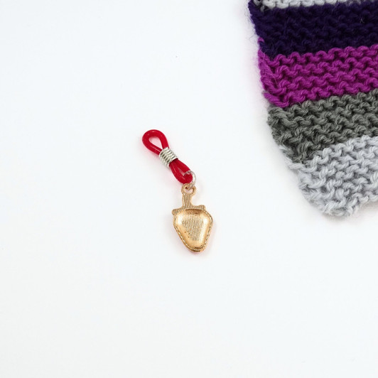 Strawberry Knitting Needle Holder to fit up to 4mm needles