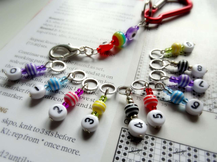 Counting Stitch Markers set of 10 - Colourful Stripes Bright with tin