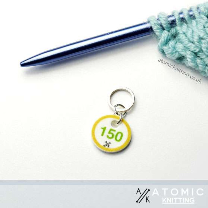 Number '150' Cast On Counting Stitch Marker - Gold & Green
