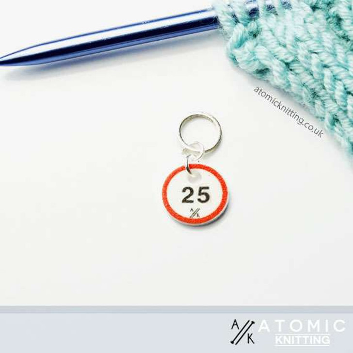 Number '25' Cast On Counting Stitch Marker - Red & Black