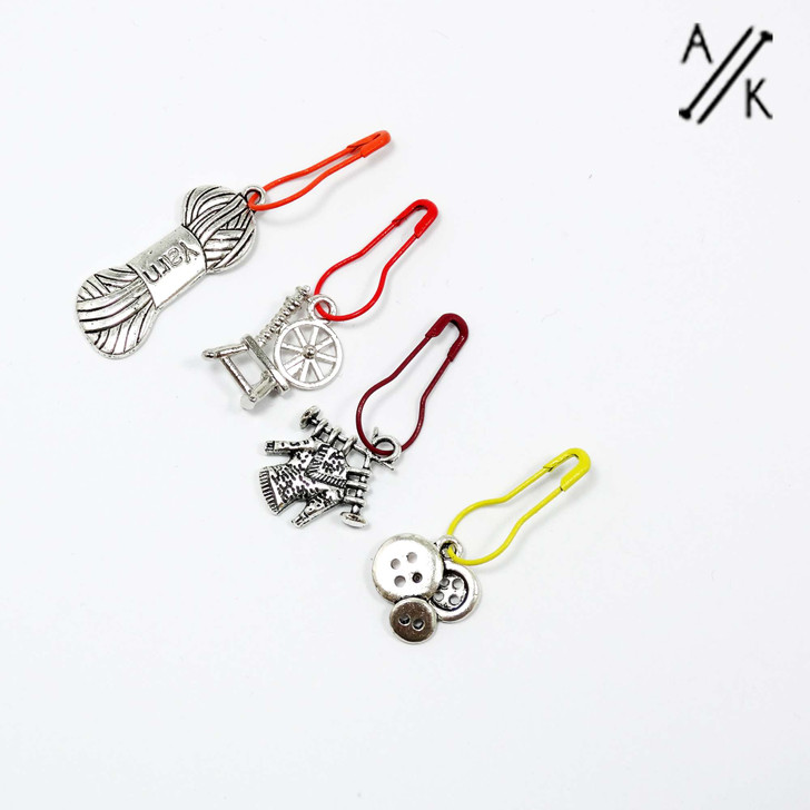 Set of 4 Knitters Removable Stitch Markers with bulb pins