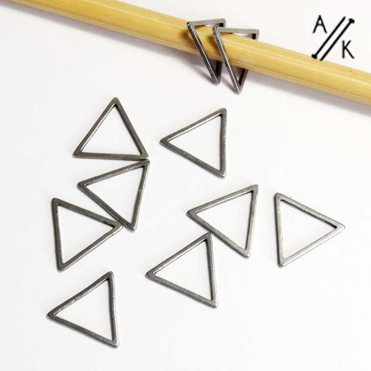 6mm TRIANGLE Stainless Steel Minimalist Ring Knitting Stitch Markers - Set of 10