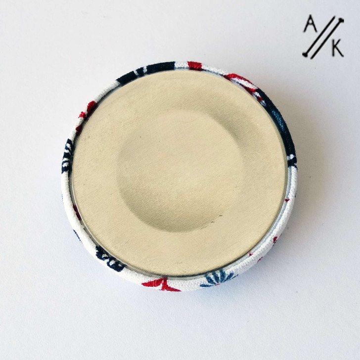 Red Scandi Bird - Magnetic Sewing Fabric Needle Minder