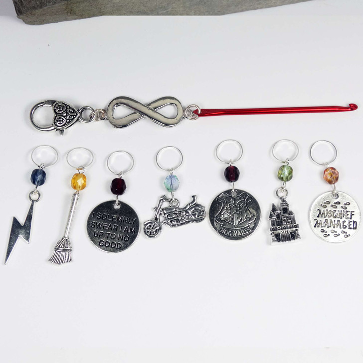 Knitting Wizards Companion with 7 Stitch Markers - MYM