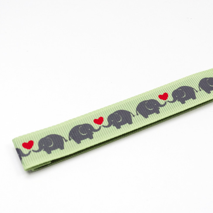 Elephant Hearts Green - One Magnetic Pattern Marker/Tamer | Atomic Knitting
