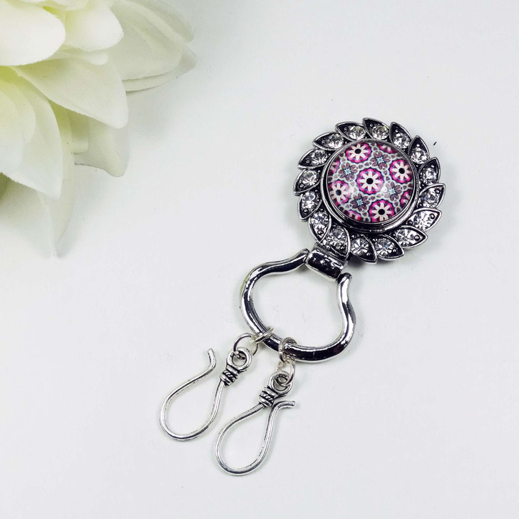 Pink Daisy Crystal Magnetic Portuguese Knitting Pin - Single OR Double Hook