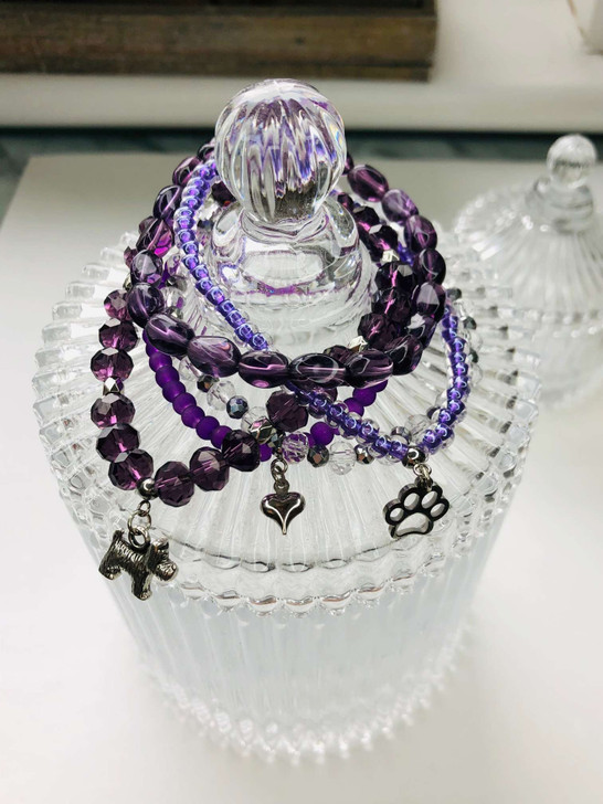 Purples - Dog - Beaded Bracelet Making Kit - 5 Stacking Bracelets (Age 6+)