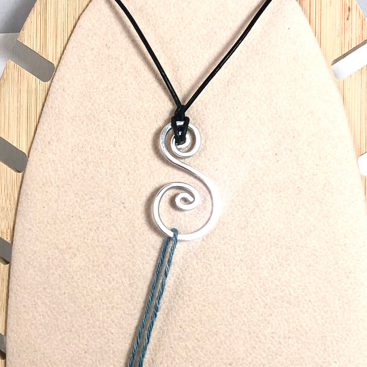 Silver Swirl Aluminium Portuguese Knitting Pin with Adjustable Necklace