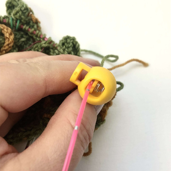 4 'RETRO' MIX Stitch Locker Cord Stop Cable Lock for Circular Knitting Needle up to 5mm | Atomic Knitting