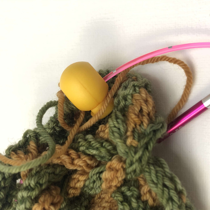 4 'RETRO' MIX Stitch Locker Cord Stop Cable Lock for Circular Knitting Needle up to 5mm | Atomic Knitting