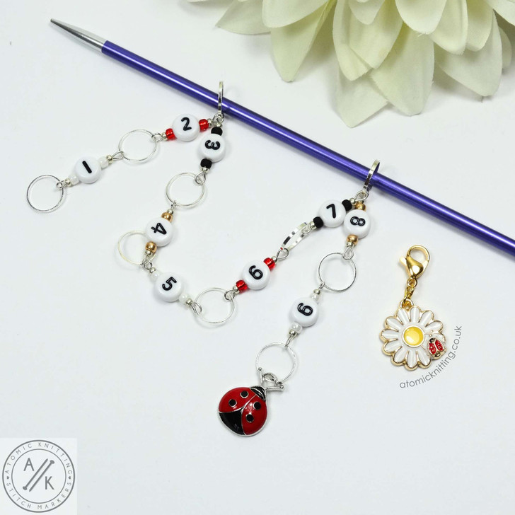 Row Counter - Ladybird & Daisy 99 Row Chain Counter for Knitting- SIZE 4mm OR 7mm | Atomic Knitting