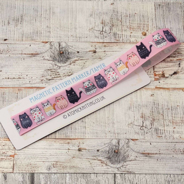 One Magnetic Pattern Marker/Tamer - Cats /Pink