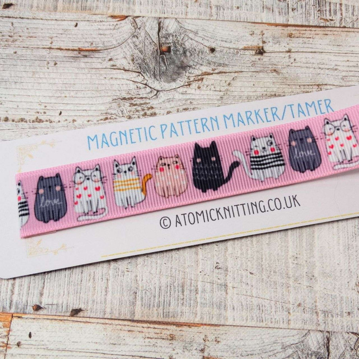 One Magnetic Pattern Marker/Tamer - Cats /Pink