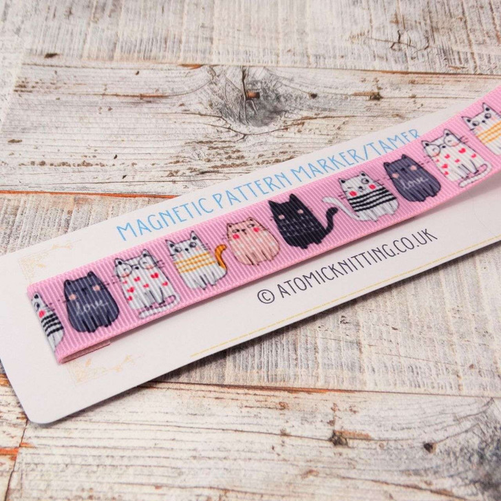 NEW! One Magnetic Pattern Marker/Tamer - Cats /Pink