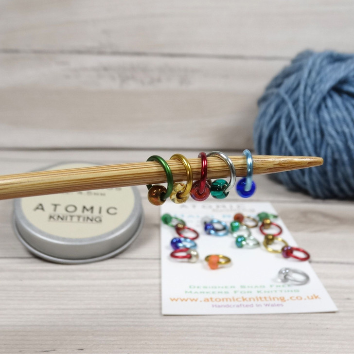 Halo Stitch Markers for Knitting with Storage Tin | Set of 20 Handmade Snag-Free Ring Markers
