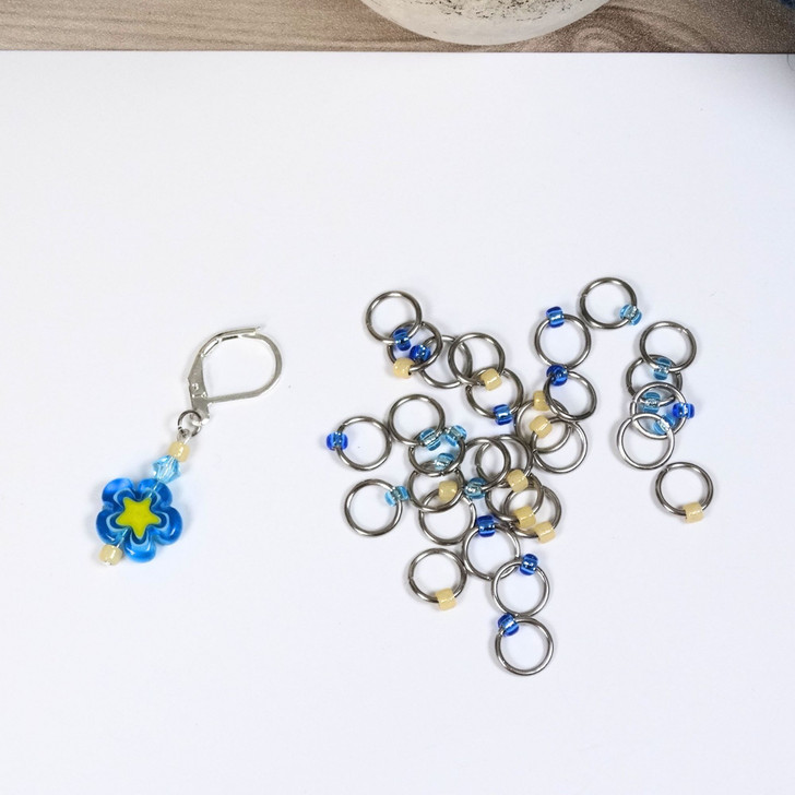 Daisy and Aqua/Blue/Yellow Mix Jewel Stitch Markers For Knitting x 30 (Tiny Bead) 1 Progress Marker