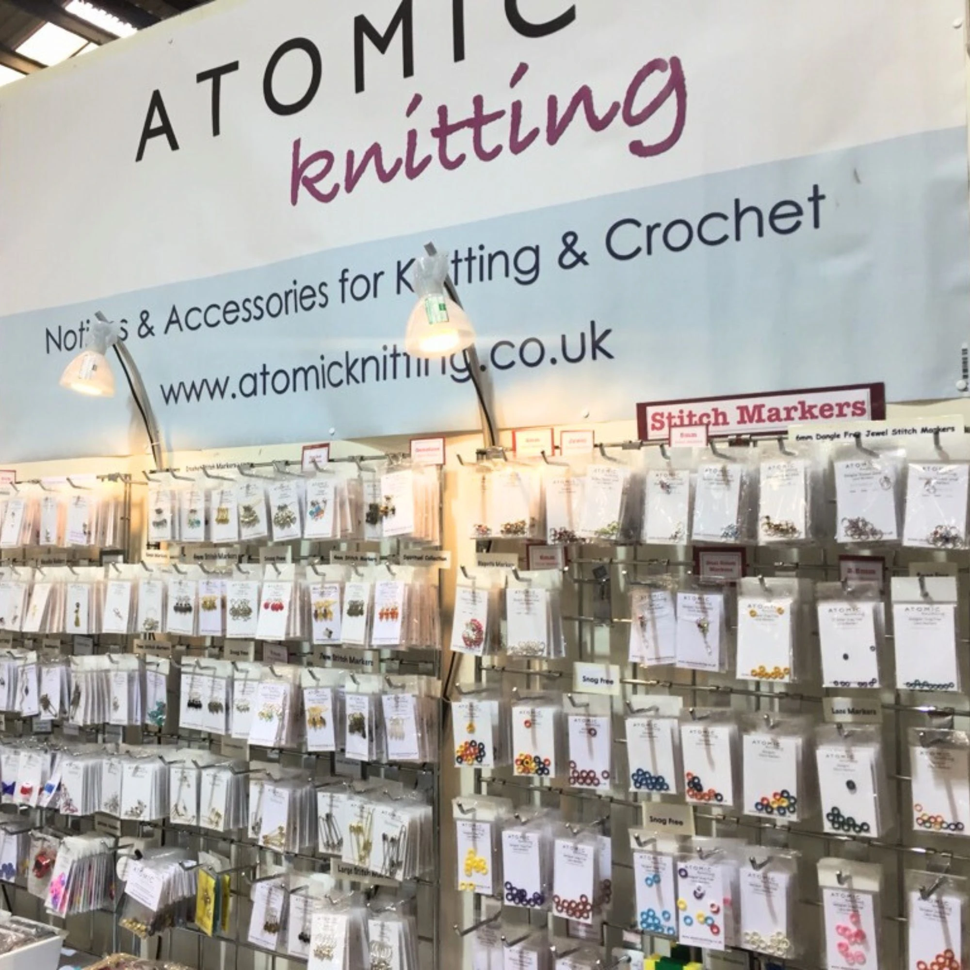 Cast On Number Knitting Stitch Markers by Atomic Knitting