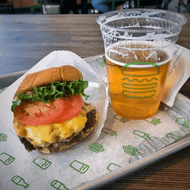 ​St Pancras International Welcomes New Restaurant Shake Shack