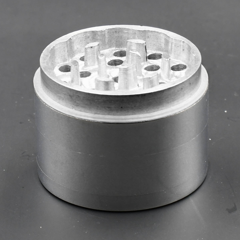 4-Piece Medium Metal Grinders