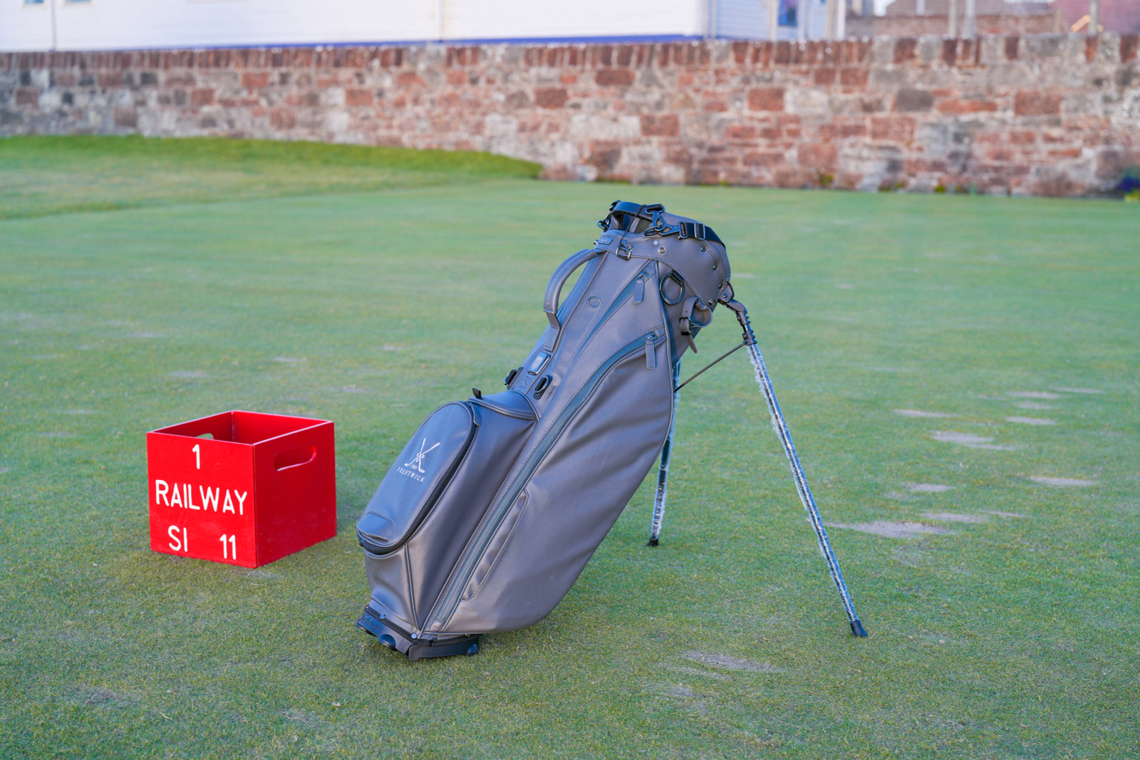 Titleist LinksLegend Golf Bag - Charcoal 