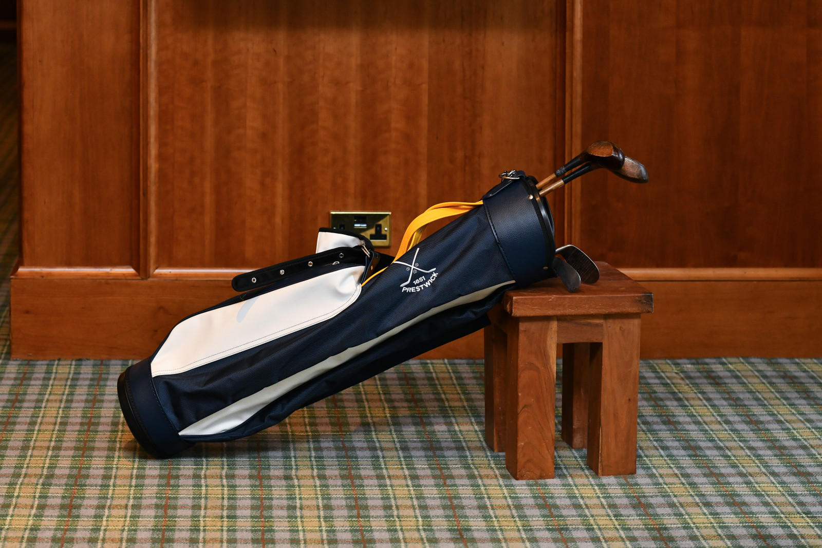 Jones Golf Bag - Navy/White/Yellow