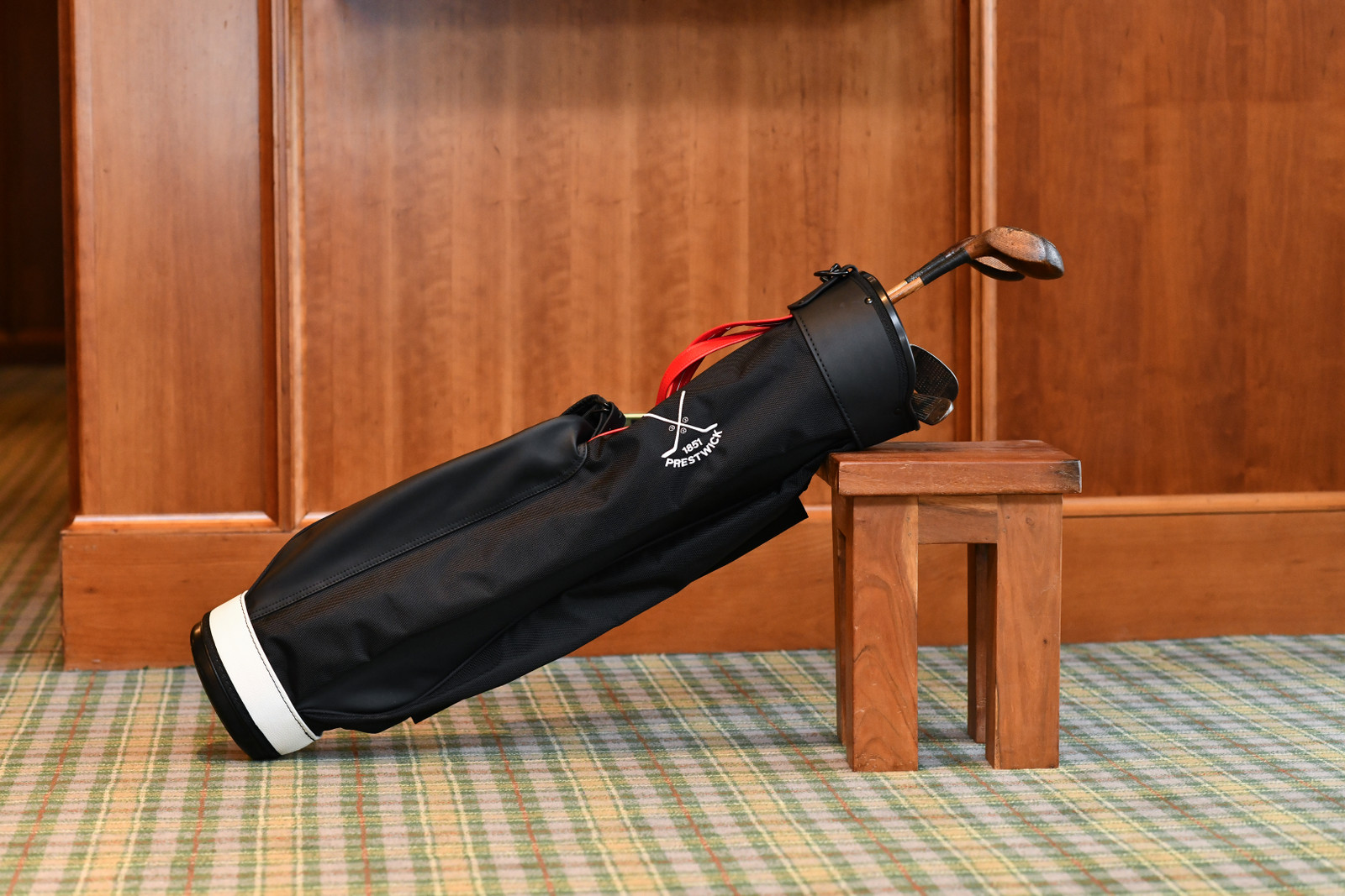 Jones Golf Bag - Black/Red/White