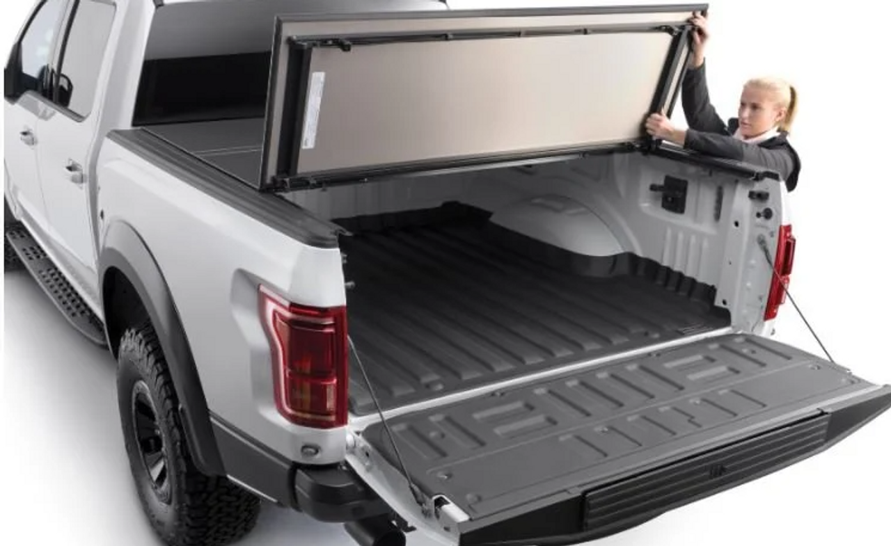 WeatherTech 8HF070015 AlloyCover Hard Tri-Fold Bed Cover without Trail Rail System for Jeep Gladiator JT 2020+