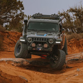 ARB 3450450 Deluxe Stubby Front Bumper for Jeep Wrangler JL & Gladiator JT 2018+