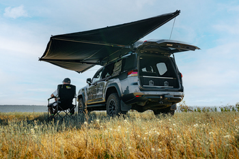 Ironman 4x4 IAWN180023K DeltaWing 180 Degree Awning